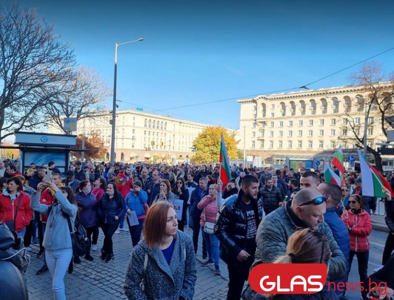 Служебното правителство продължава да се подиграва на българския бизнес