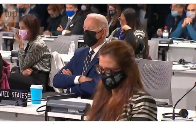 Джо Байдън заспа на конференция за климата ВИДЕО