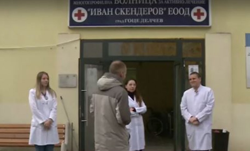 Призвание: Млади лекари се включват в борбата с вируса ВИДЕО