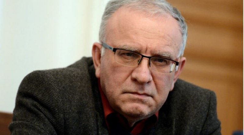 Няма да се допусне отчитане на гласове от несертифицирани машини