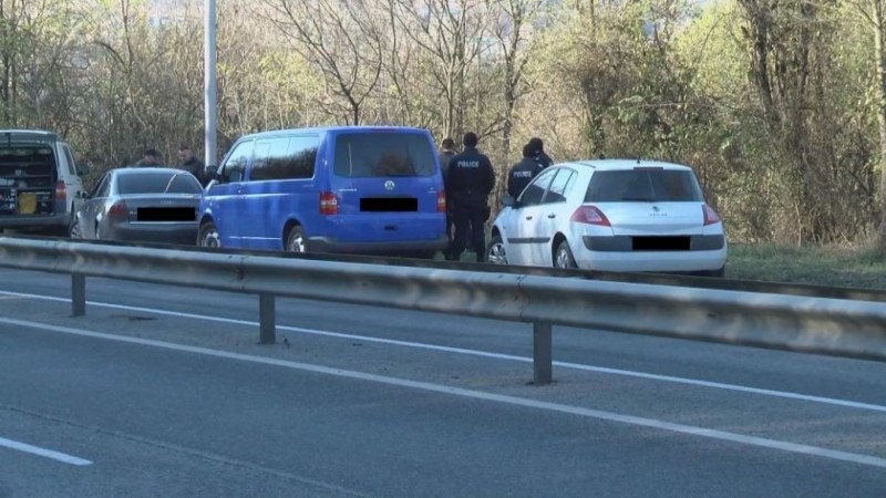 Задържаха мъж с 202 кг амфетамин за 6 млн. лв. във Велико Търново