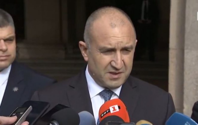 Радев свиква Народно събрание веднага