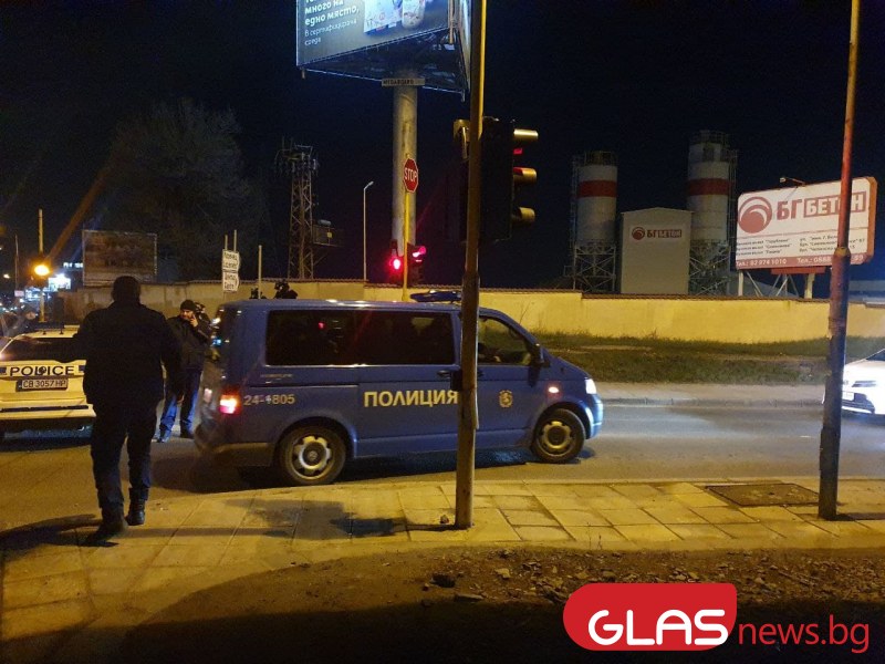 Нападнаха и ограбиха служителка на Изи Пей! Следили са я с дни