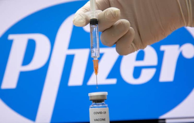 Опит да се скрият данни за ваксината Pfizer? В САЩ избухва скандал