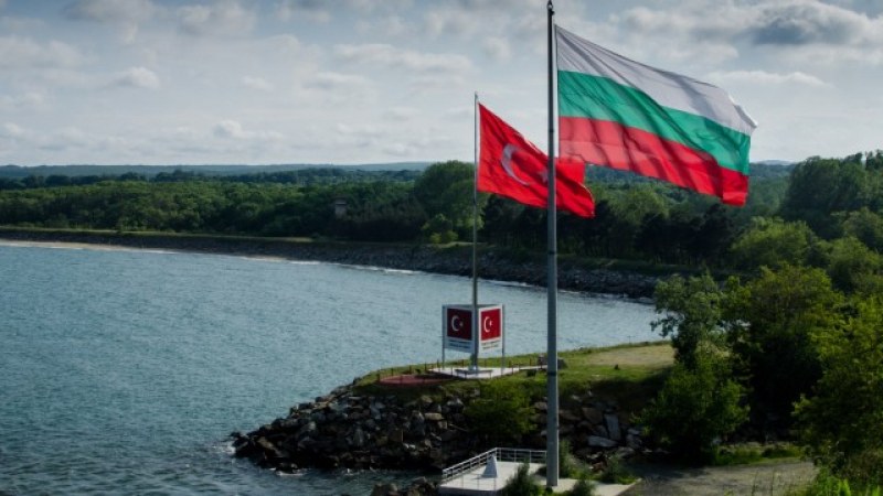 Турция спешно привика посланика ни в Анкара