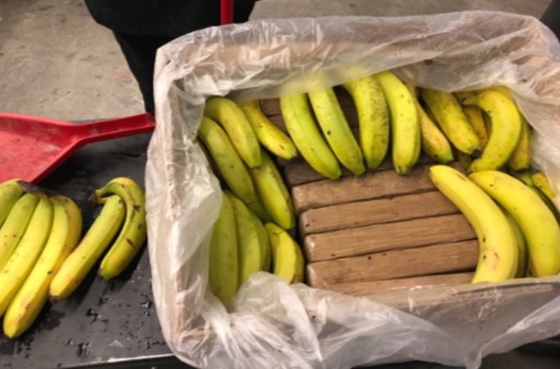 Гърция откри 35 кг кокаин, скрит в товар с банани