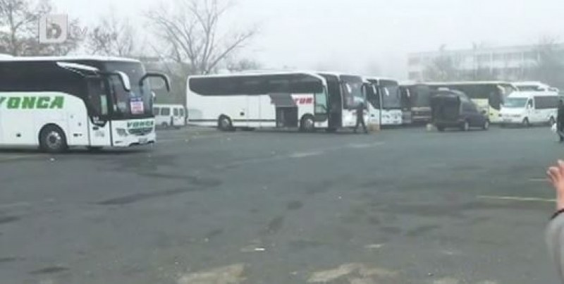 Гарата в Кърджали - пуста. Няма извънреден трафик от Турция