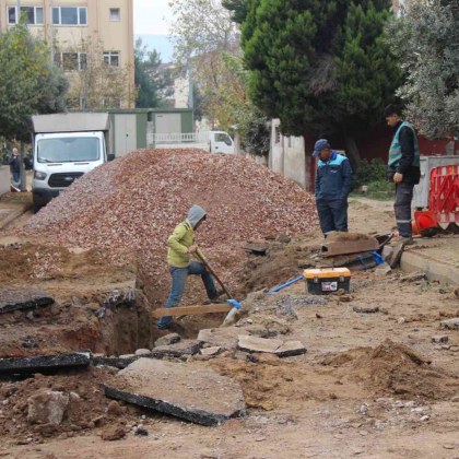 Мощен взрив в газопреносната мрежа в Турция, евакуирани са хора