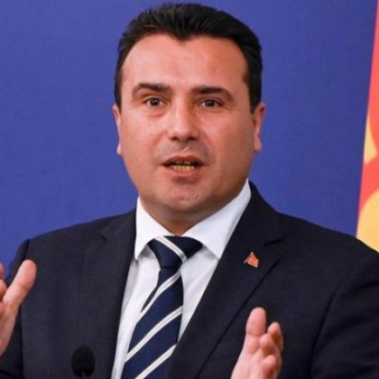 Оставката на Заев се отлага заради трагедията на Струма