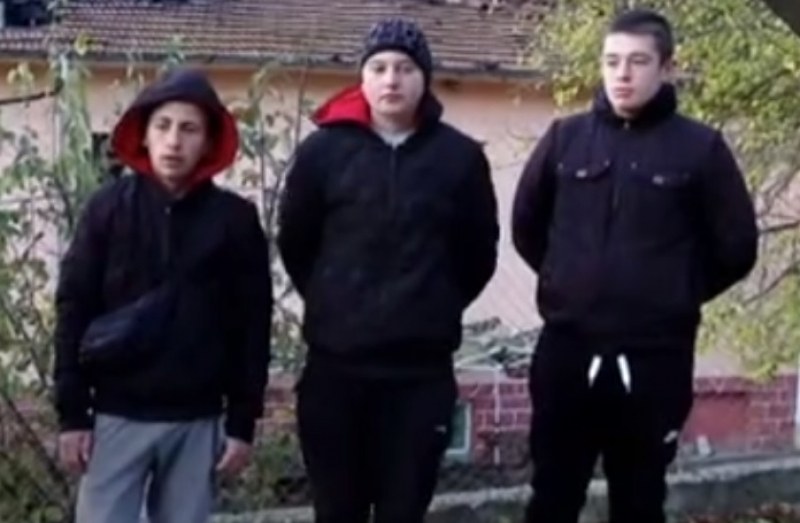 Деца сред пламъците – преди огнеборците спасяват стари хора от Дома в Рояк
