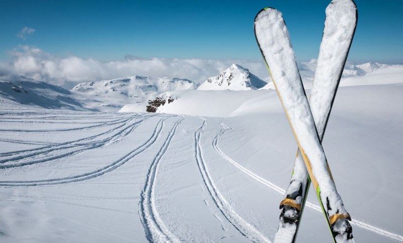 Скъпите ни ски - буквално! Какви цени за лифт карти ни предлагат родните курорти?