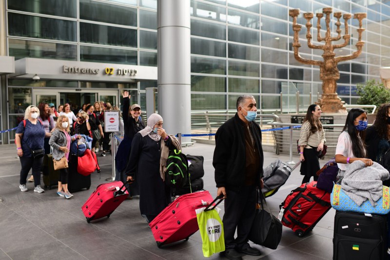 Израел с крути мерки заради Омикрон: Забрани влизането на чужденци за 14 дни