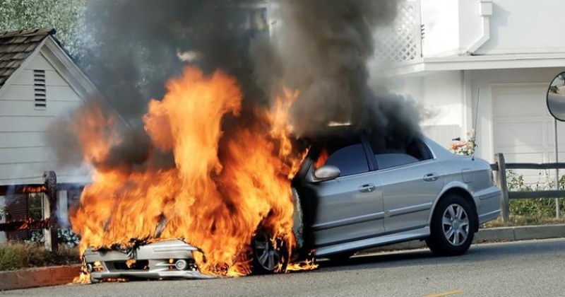 Главните причини за самозапалването и изгарянето на колите