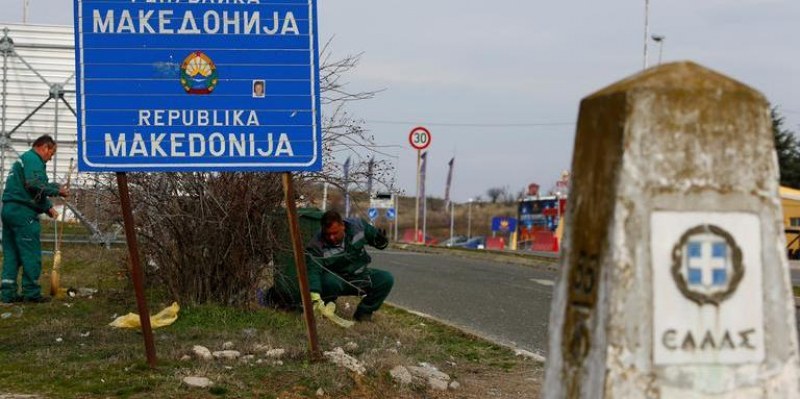 Пък ни пръскат, контролират... Бракята ни бият в ковид конспирациите