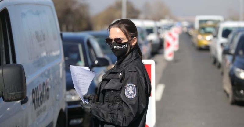 Нова заповед на Рашков: Охранителна полиция вече също ще глобява на пътя