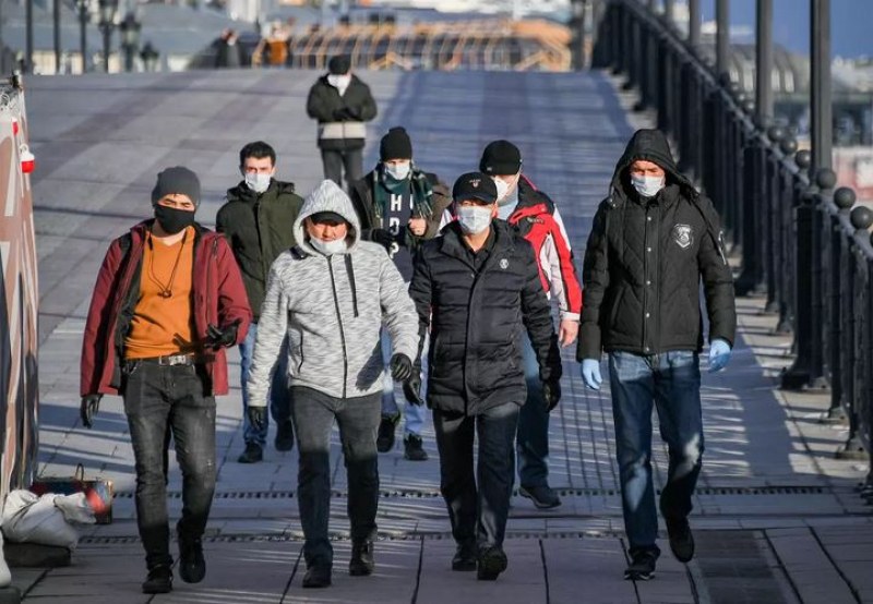 Русия въвежда здравен пропуск за гражданите си