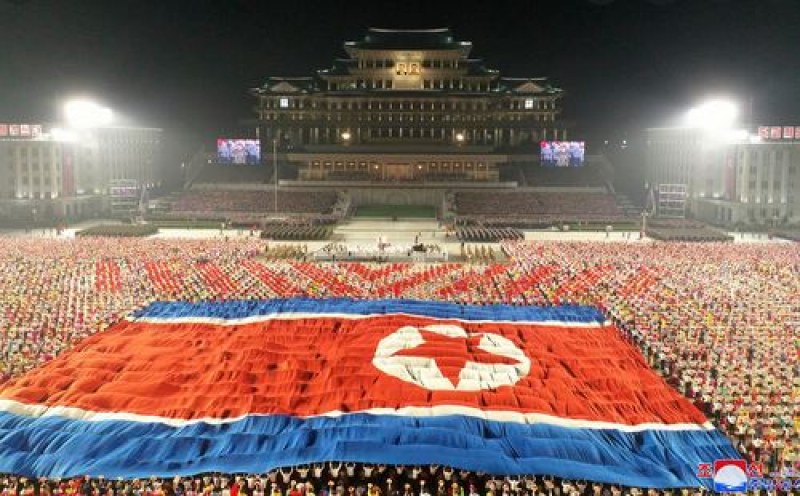 Северна Корея скърби! Забраниха смеха и признаците на щастие