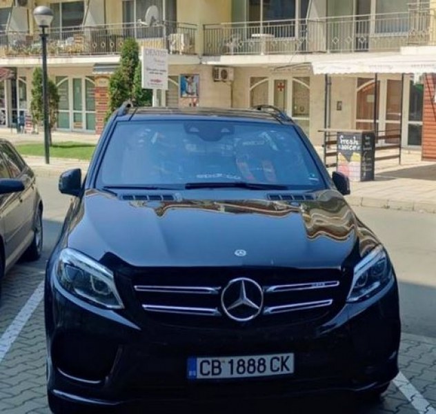 Пореден удар на автомафията: Откраднаха луксозен джип в София