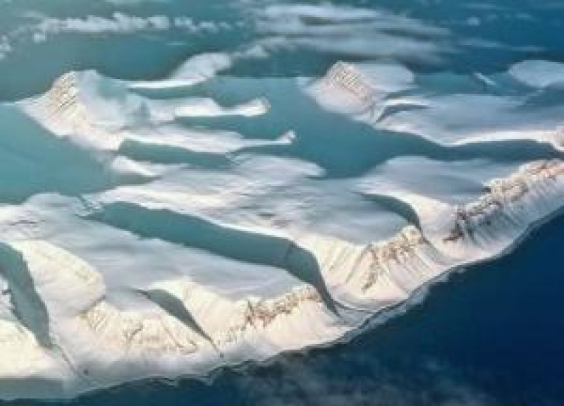 Пробив: Под леда на Антарктида живи същества на над 6000 г. СНИМКА