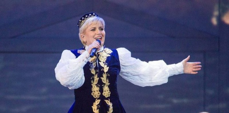 Николина Чакардъкова отново стана баба!