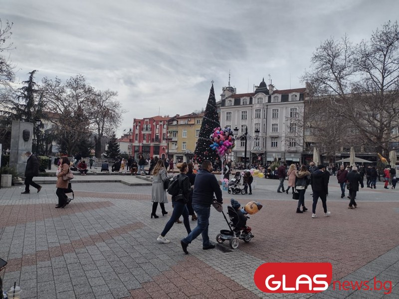 Главната пращи! Пловдивчани се радват на последния почивен ден СНИМКИ