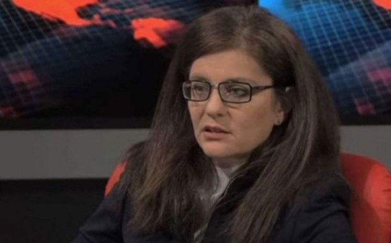 Външният министър Теодора Генчовска е заразена с ковид