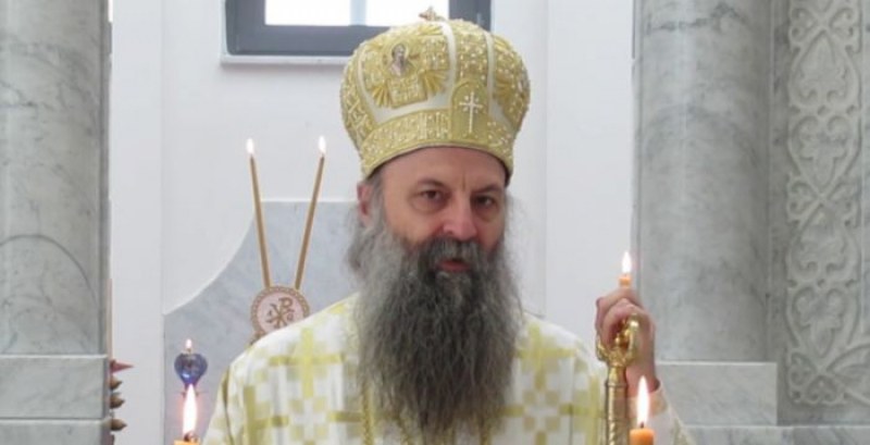 Новият сръбски патриарх Порфирий - с коронавриус