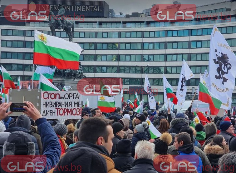 Народни представители коментираха протеста срещу зелените сертификати