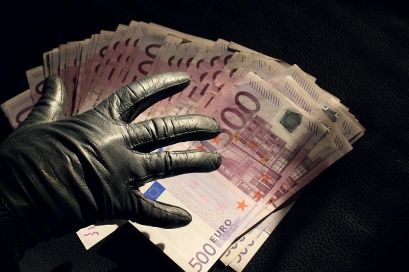 Спипаха 28-годишен апаш, отарашил дом в Кюстендил и задигнал €12 500