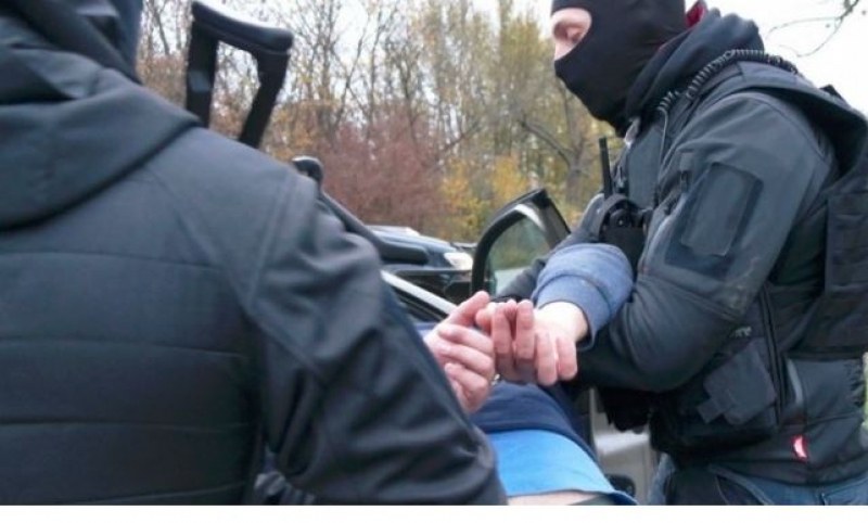 Арестуваха мъже с дрога при акция, единият стреля по полицай!