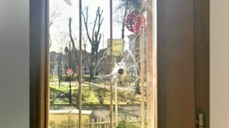 Криминално проявен стрелял по метеорологичната обсерватория в Бургас