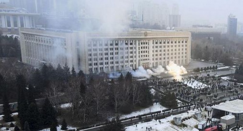 Разкриха броя на загиналите при протестите в Казахстан. Токаев призова за снизходителност към задържаните