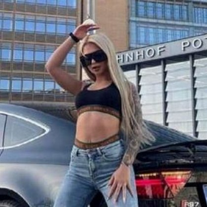 Откраднаха колата на плеймейтка в Берлин