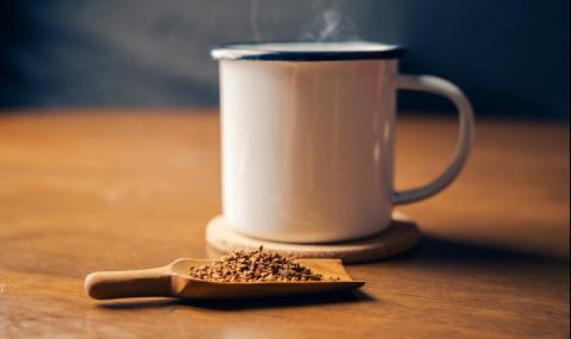 Сутрин: Удобно и бързо – вредно ли е обаче разтворимото кафе?