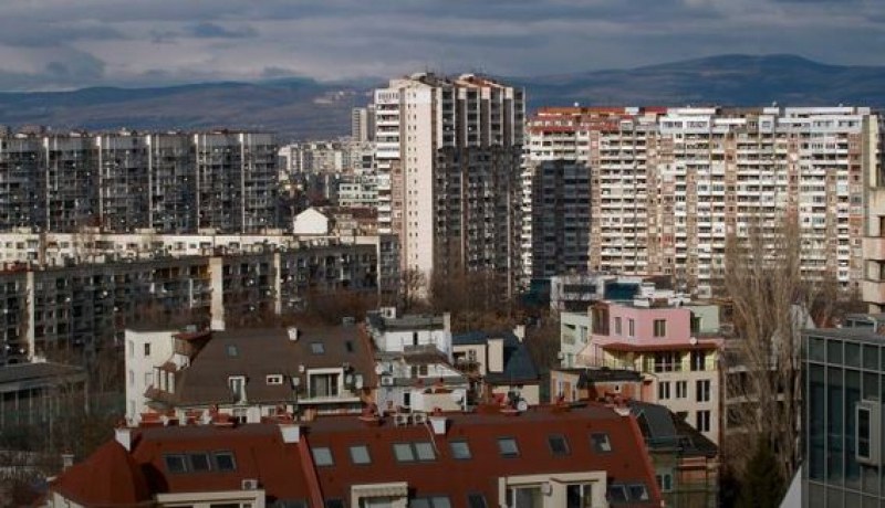 Жилищата в България продължават да поскъпват, отчита Евростат.Имотите в страната
