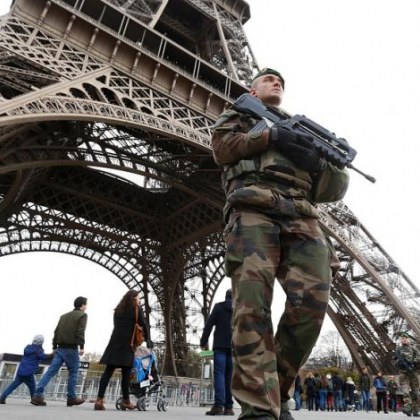 Франция планира да изпрати няколкостотин войници в Румъния като част