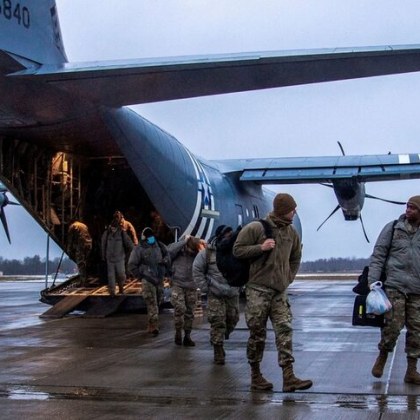 НАТО няма планове за разполагане на войски в Украйна в