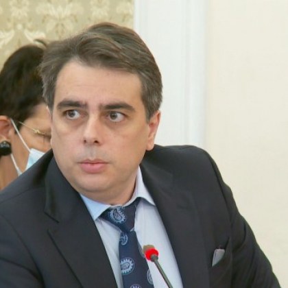 Вицепремиерът и министър на финансите Асен Василев обяви че няма