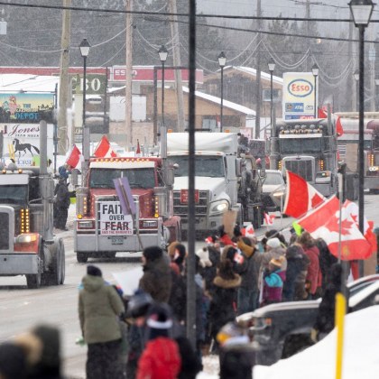 От няколко дни в Канада се провеждат протести срещу задължителната