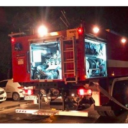 Пожар е избухнал на 8 я етаж в жилищна кооперация в