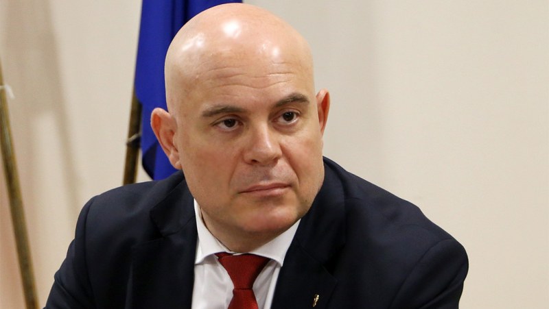 Иван Гешев поиска имунитета на депутат