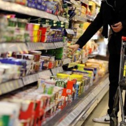 Унгария замразява цените на основни хранителни стоки