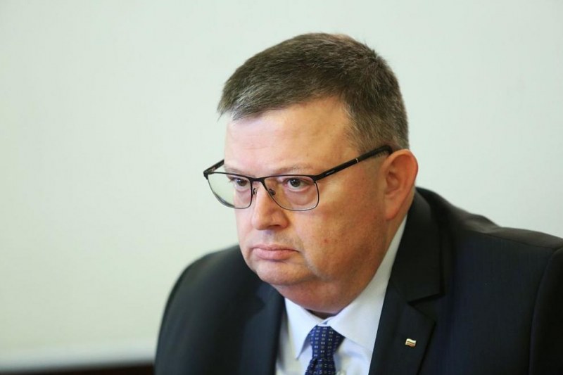 Народното събрание предсрочно освободи от длъжност Сотир Цацаров като председател