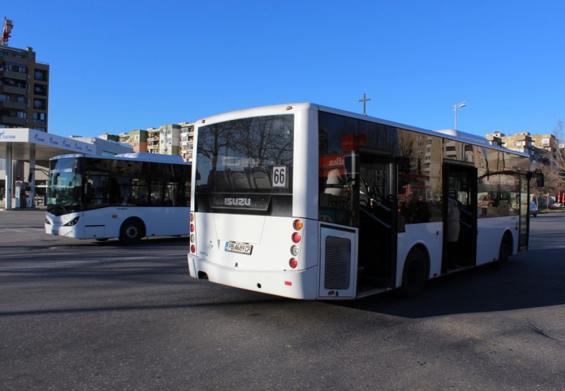 Под тепетата, скоро: 3 лева синята зона, билетчето за автобуса – 1,50