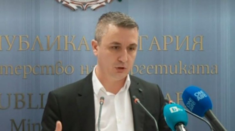 Министърът на енергетиката: Има координирана атака срещу националния интерес на България