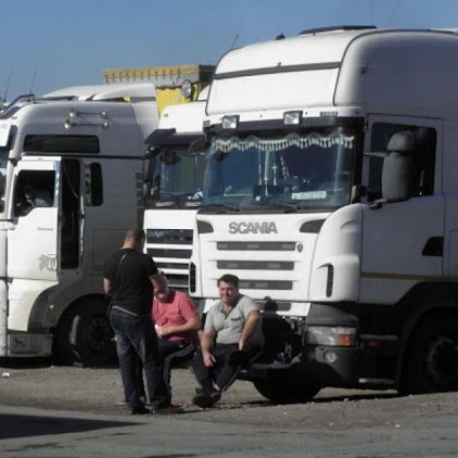 Български шофьор на камион раздели мрежата с публикацията си за
