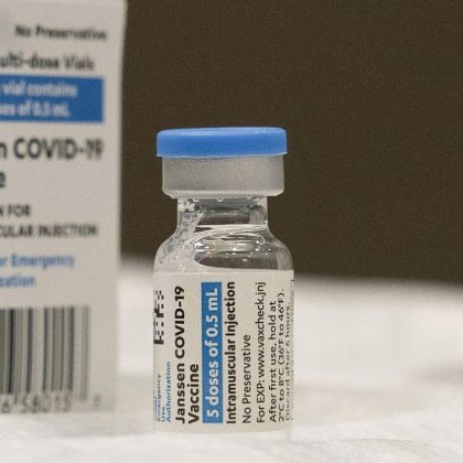 Johnson & Johnson спира производството на своята ваксина срещу Ковид-19 във