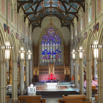 Католически свещеник от Аризона научи по трудния начин че думите