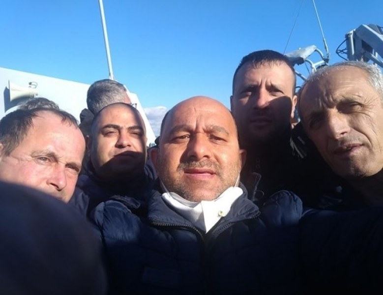 МВнР: Българи от изгорелия ферибот ще отпътуват за страната ни тази вечер