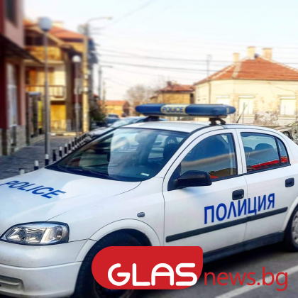 Две ученички са откраднали дрехи от магазин, задържаха ги